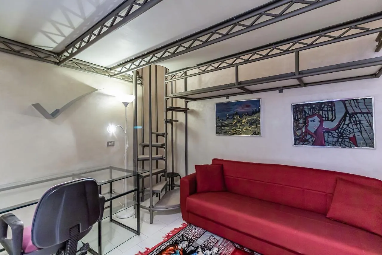 Susi'S House, Milano Via Pinaroli - By Host4U Apartment
