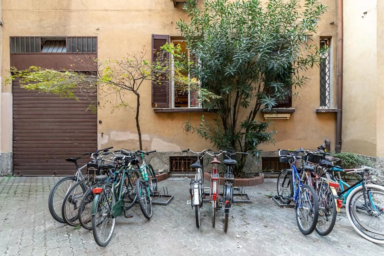 Susi'S House, Milano Via Pinaroli - By Host4U Apartment