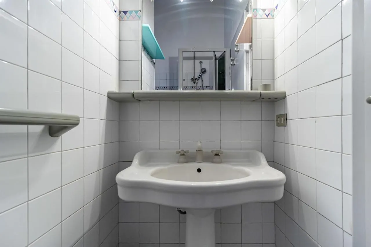 Susi'S House, Milano Via Pinaroli - By Host4U Apartment  Milan