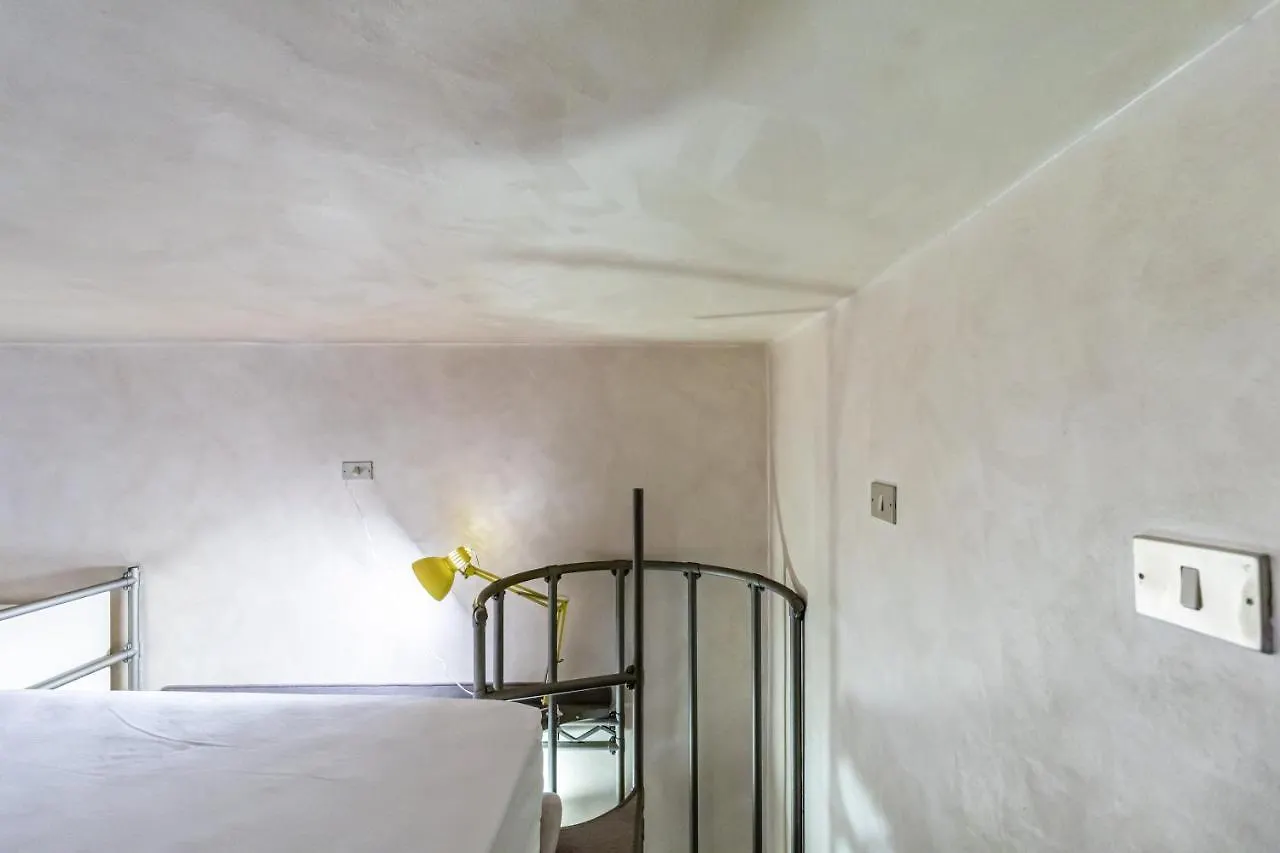 Susi'S House, Milano Via Pinaroli - By Host4U Apartment Italy