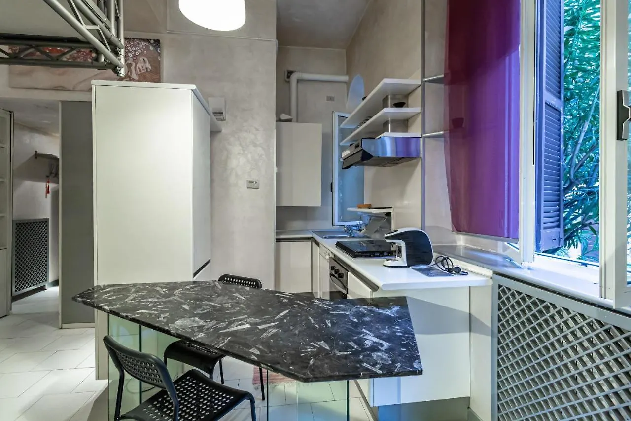 Susi'S House, Milano Via Pinaroli - By Host4U Daire 0*,