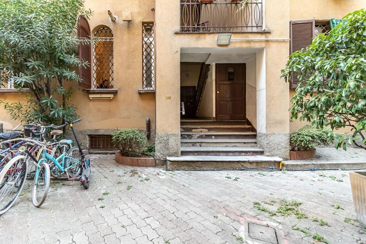 Susi'S House, Milano Via Pinaroli - By Host4U Apartment