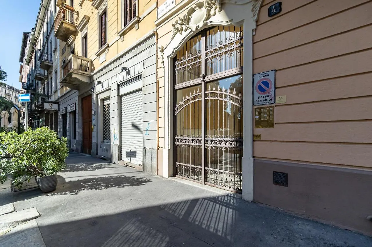 Susi'S House, Milano Via Pinaroli - By Host4U Apartment